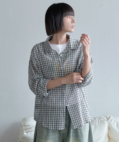 UNE MANSION(ユヌマンション)の「オーバーサイズシースルーユニークチェックシャツ(シャツ/ブラウス・レディース・ホワイト/ブラック/ネイビー/ピンク・FREE)」の9枚目の写真