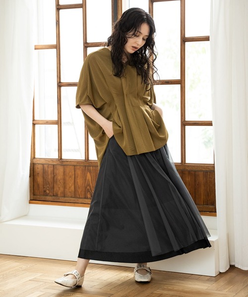 OSMOSIS（オズモーシス）の「スタッズパンプス（パンプス・レディース・ブラック/カーキ/アイボリー・24cm/23.5cm/24.5cm）」の5枚目の写真