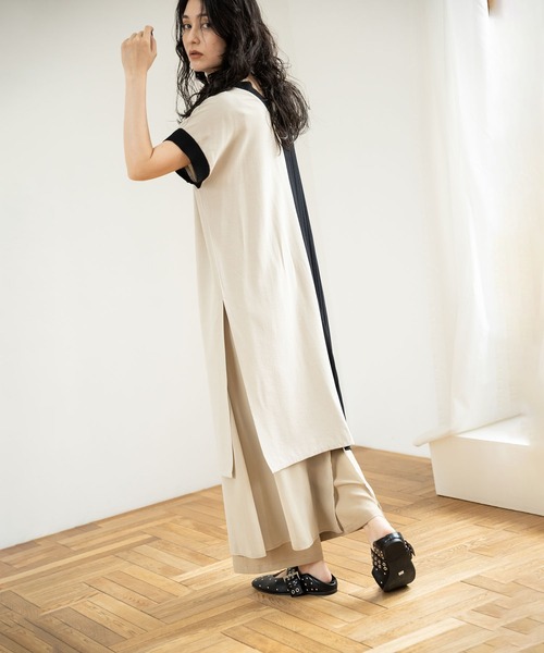 OSMOSIS（オズモーシス）の「スタッズパンプス（パンプス・レディース・ブラック/カーキ/アイボリー・24cm/23.5cm/24.5cm）」の20枚目の写真