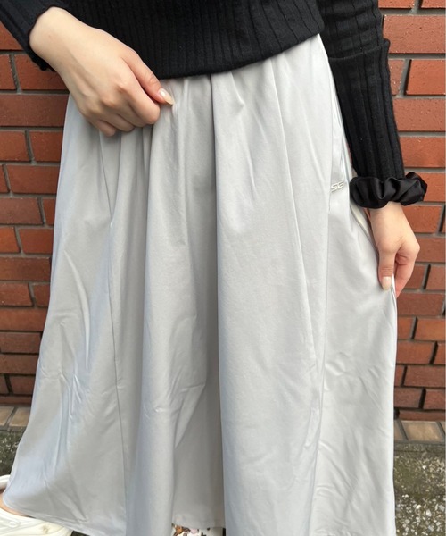 CONVERSE（コンバース）の「【CONVERSE/コンバース】ストレッチサイドラインゴアードスカート（スカート・レディース・ブラック/ライトグレー・MEDIUM）」の18枚目の写真