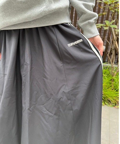 CONVERSE（コンバース）の「【CONVERSE/コンバース】ストレッチサイドラインゴアードスカート（スカート・レディース・ブラック/ライトグレー・MEDIUM）」の15枚目の写真