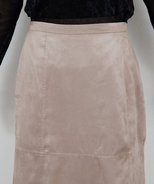 GALLARDAGALANTE（ガリャルダガランテ）の「【セットアップ対応】フェイクスエードフレアスカート（スカート・レディース・グレイッシュベージュ/キャメル・0/1）」の14枚目の写真