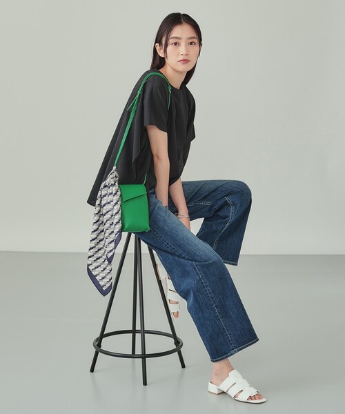 INDIVI（インディヴィ）の「フラップポシェット（ショルダーバッグ・レディース・グリーン/ブラック/ベージュ・00）」の7枚目の写真