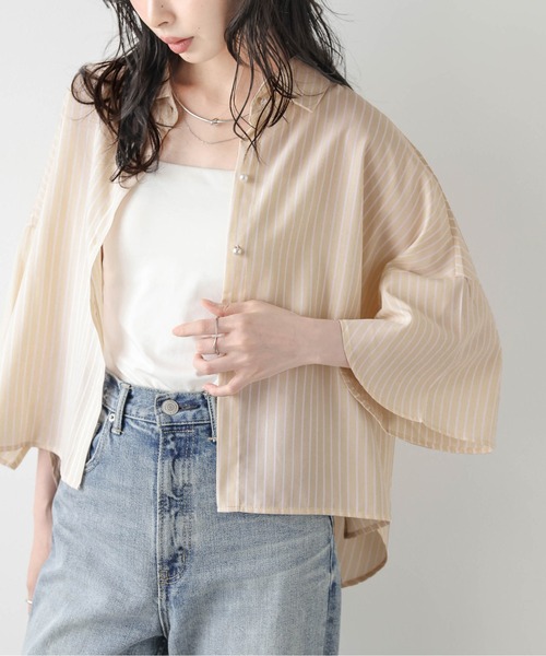 La-gemme(ラジェム)の「ペタルスリーブシャツ(シャツ/ブラウス・レディース・ベージュ/ホワイト/ブルー・フリー)」の16枚目の写真