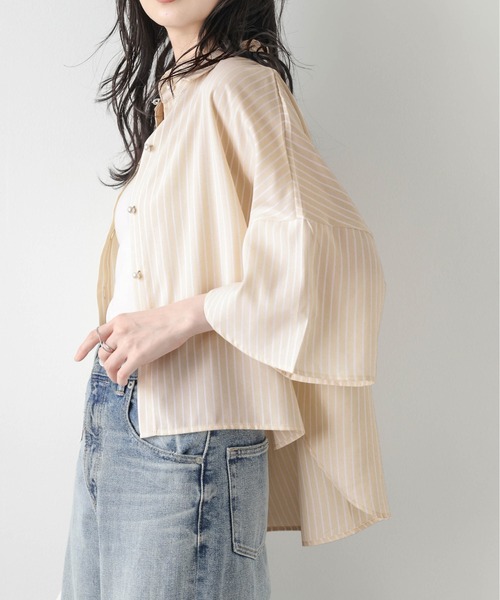 La-gemme(ラジェム)の「ペタルスリーブシャツ(シャツ/ブラウス・レディース・ベージュ/ホワイト/ブルー・フリー)」の17枚目の写真