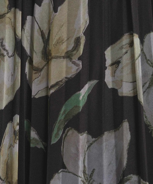 ITS'DEMO(イッツデモ)の「【手洗い可/ウエストゴム】花柄チュールスカート(スカート・レディース・アイボリー系/ブラウン系1/ブラック系・00)」の5枚目の写真