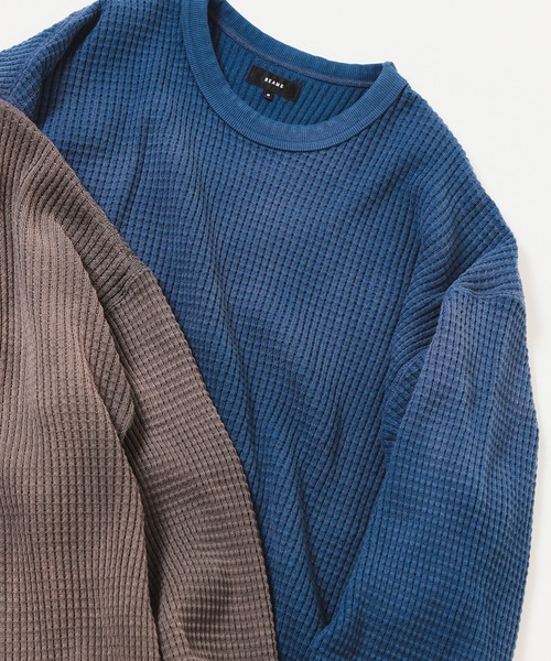 BEAMS（ビームス）の「ワイドフィット フェード ヘビーウェイトワッフル Tシャツ（Tシャツ/カットソー・メンズ・ネイビー/チャコールグレー・S/M/L/XL）」の2枚目の写真