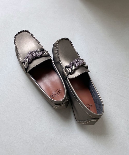 enchanted（エンチャンテッド）の「【柔らか・履きやすい】MELLOW チェーンモチーフモカシン（モカシン/デッキシューズ・レディース・ブラック/ライトブラック/ブロンズ・22/22.5/23/23.5/24/24.5/25）」の7枚目の写真