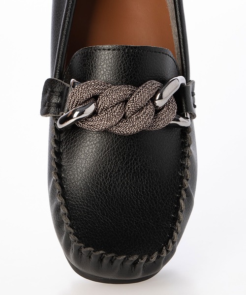 enchanted（エンチャンテッド）の「【柔らか・履きやすい】MELLOW チェーンモチーフモカシン（モカシン/デッキシューズ・レディース・ブラック/ライトブラック/ブロンズ・22/22.5/23/23.5/24/24.5/25）」の19枚目の写真