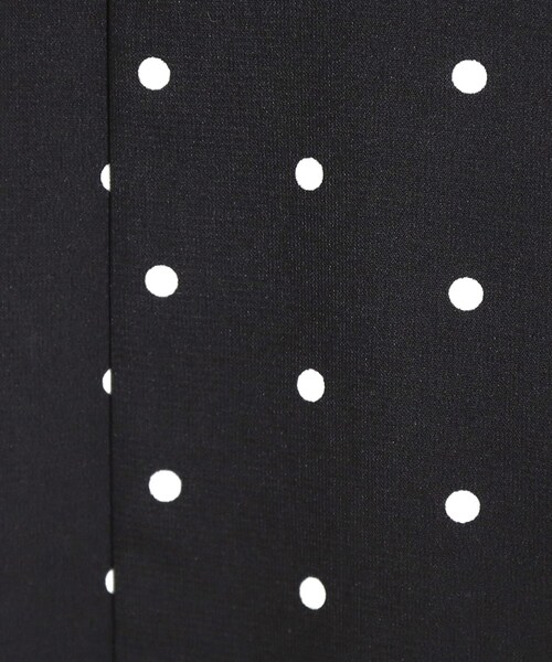 DRESKIP(ドレスキップ)の「【無地/ドット柄】お袖フリルが華やぐ きれいめブラウス(シャツ/ブラウス・レディース・ブラック系/イエロー/ホワイト系3・02/01/03/04)」の12枚目の写真