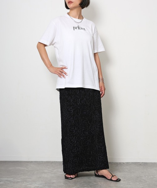 Floran(フローラン)の「コード刺繍ベロアスカート(スカート・レディース・ネイビー/ベージュ/ブラック/オフホワイト・FREE)」の18枚目の写真