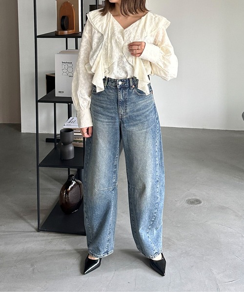 PILIT(ピリット)の「刺繍ラッフルブラウス(シャツ/ブラウス・レディース・ベージュ/オフホワイト・MEDIUM)」の8枚目の写真