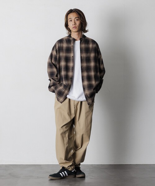 FREAK'S STORE(フリークスストア)の「限定展開 Relax Fit リラックスフィット オンブレチェック バンドカラー ネルシャツ(シャツ/ブラウス・メンズ・ブラック/ホワイト/ブルー/ブラウン・LARGE/MEDIUM/SMALL)」の14枚目の写真