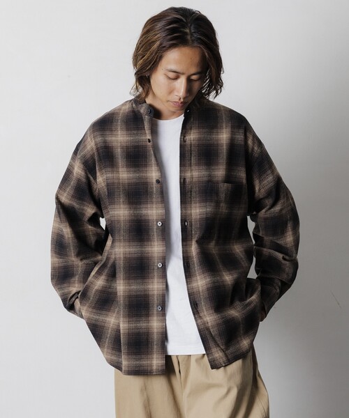 FREAK'S STORE(フリークスストア)の「限定展開 Relax Fit リラックスフィット オンブレチェック バンドカラー ネルシャツ(シャツ/ブラウス・メンズ・ブラック/ホワイト/ブルー/ブラウン・LARGE/MEDIUM/SMALL)」の19枚目の写真
