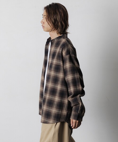 FREAK'S STORE(フリークスストア)の「限定展開 Relax Fit リラックスフィット オンブレチェック バンドカラー ネルシャツ(シャツ/ブラウス・メンズ・ブラック/ホワイト/ブルー/ブラウン・LARGE/MEDIUM/SMALL)」の20枚目の写真