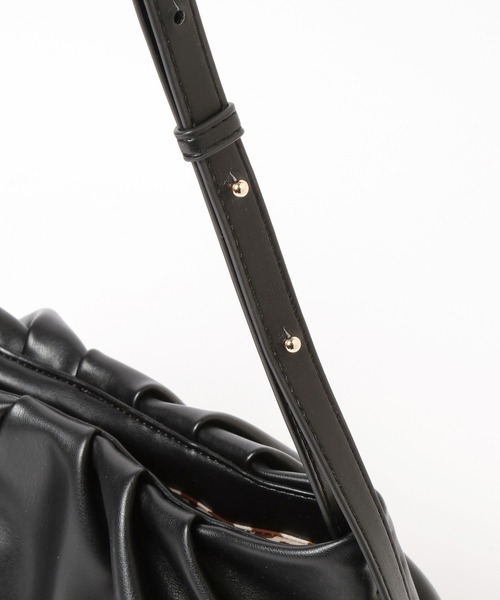 BAYFLOW（ベイフロー）の「2WAYギャザーバッグ（ハンドバッグ・レディース・キャメル/ブラック・FREE）」の19枚目の写真