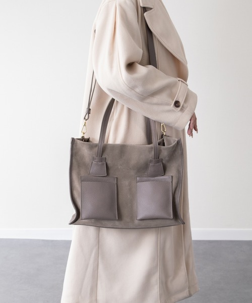 RIPANI(リパーニ)の「【RIPANI】レザーハンドルスエードバッグ(Q56376)(ハンドバッグ・レディース・ダークグレー・ALL)」の7枚目の写真