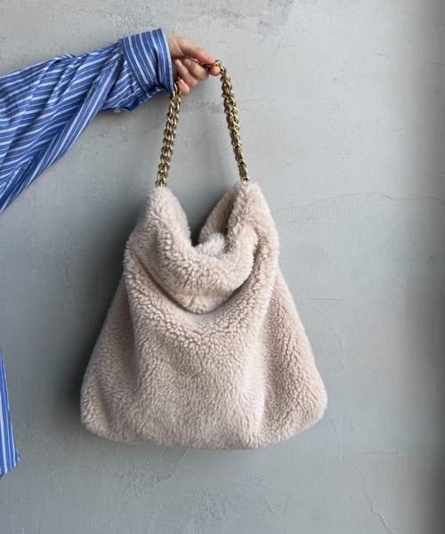 VIOLAd’ORO ムートン エコファーチェーン トートバッグ VIOLAd'ORO / ヴィオラドーロ] ELMO ムートン エコファーチェーン