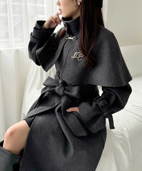 one after another NICE CLAUP(ワンアフターアナザーナイスクラップ)の「【今すぐお届け可能!ケープが取り外せる】2wayロングステンカラーコート(ステンカラーコート・レディース・チャコールグレー/ブラック/アイボリー/オートミール・MEDIUM/LARGE)」の10枚目の写真