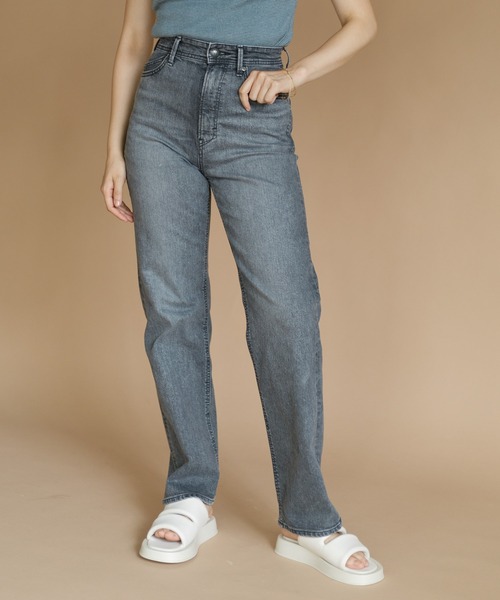 AMERICAN RAG CIE（アメリカンラグシー）の「YANUK ボーイズストレート"LEA"（デニムパンツ・レディース・サックスブルー/グレー・23/25/24）」の2枚目の写真