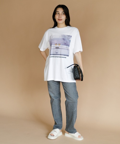 AMERICAN RAG CIE（アメリカンラグシー）の「YANUK ボーイズストレート"LEA"（デニムパンツ・レディース・サックスブルー/グレー・23/25/24）」の4枚目の写真