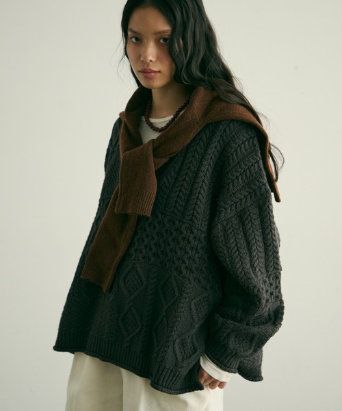セール】バルキーケーブル編みニットプルオーバー（ニット/セーター