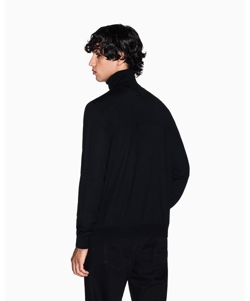 ARMANI EXCHANGE（アルマーニエクスチェンジ）の「【A|X アルマーニ エクスチェンジ】CL ウールブレンド タートルネックニットプルオーバー（ニット/セーター・メンズ・ブラック/チャコールグレー・LARGE/MEDIUM/SMALL/X-LARGE/X-SMALL）」の5枚目の写真