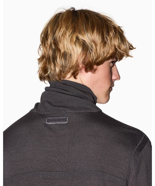 ARMANI EXCHANGE（アルマーニエクスチェンジ）の「【A|X アルマーニ エクスチェンジ】CL ウールブレンド タートルネックニットプルオーバー（ニット/セーター・メンズ・ブラック/チャコールグレー・LARGE/MEDIUM/SMALL/X-LARGE/X-SMALL）」の9枚目の写真