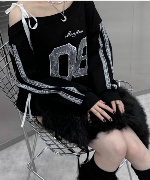 Never mind the XU / Chikashitsu+(ネバーマインド ザ エックスユー / チカシツプラス)の「【nmtc+】lace design number sweat onepiece / 【エヌエムティーシープラス】レースデザインナンバーオーバーサイズスウェットシャツ(スウェット・レディース・ブラック/ホワイト・ONE SIZE)」の10枚目の写真