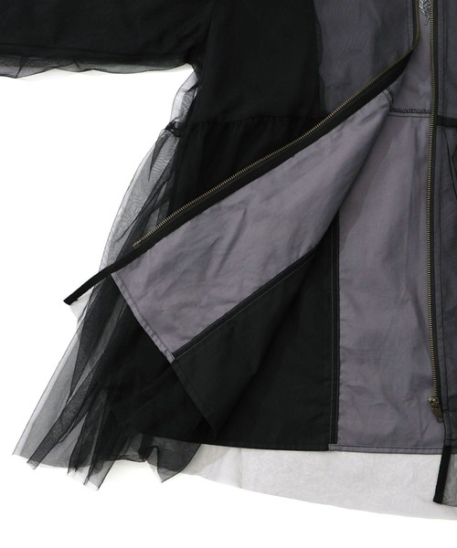 ScoLar（スカラー）の「ScoLar(スカラー) 花蝶刺繍チュール重ねロングブルゾン（ブルゾン・レディース・ブラック/カーキ・MEDIUM）」の12枚目の写真