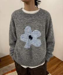 フラワーモチーフニット
