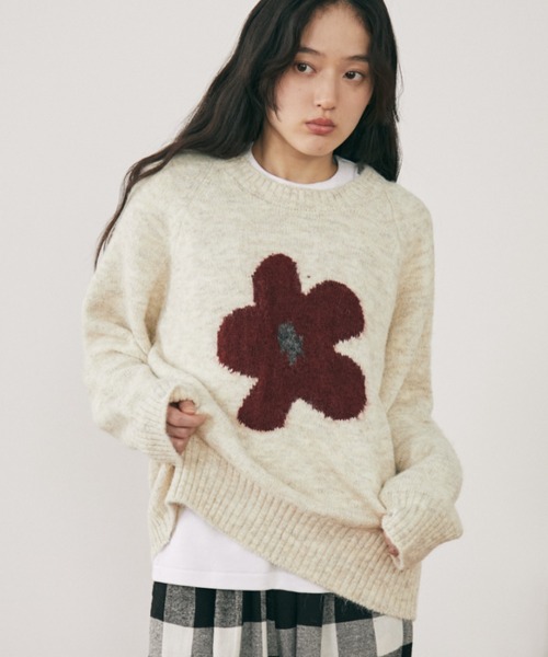 フラワーモチーフニット（ニット/セーター）｜MERLOT（メルロー）の