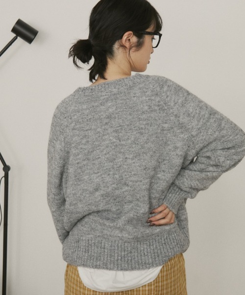 MERLOT（メルロー）の「フラワーモチーフニット（ニット/セーター・レディース・ホワイト/ラベンダー/グレー/ネイビー/ブラウン・FREE）」の12枚目の写真