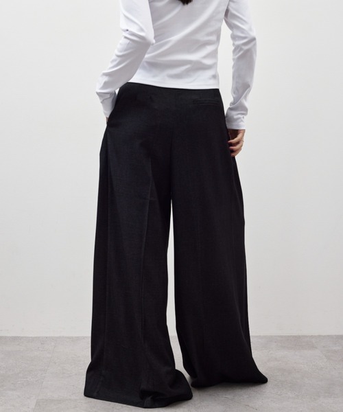 HANNE(アン)の「ローウエストタックワイドパンツ(スラックス・レディース・ブラック/ネイビー・MEDIUM/SMALL)」の9枚目の写真