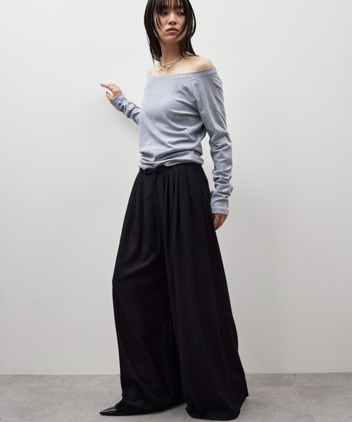 HANNE(アン)の「ローウエストタックワイドパンツ(スラックス・レディース・ブラック/ネイビー・MEDIUM/SMALL)」の22枚目の写真