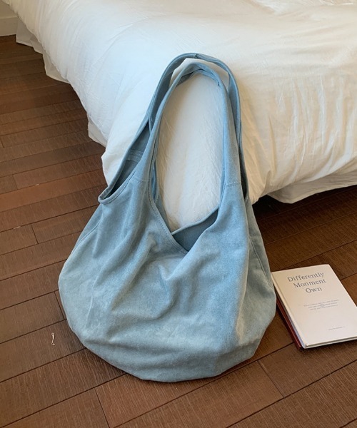 Ritzy(リッツィー)の「インナーバック付き スエード トートバッグ(トートバッグ・レディース・サックスブルー/モカ/ベージュ・FREE)」の8枚目の写真