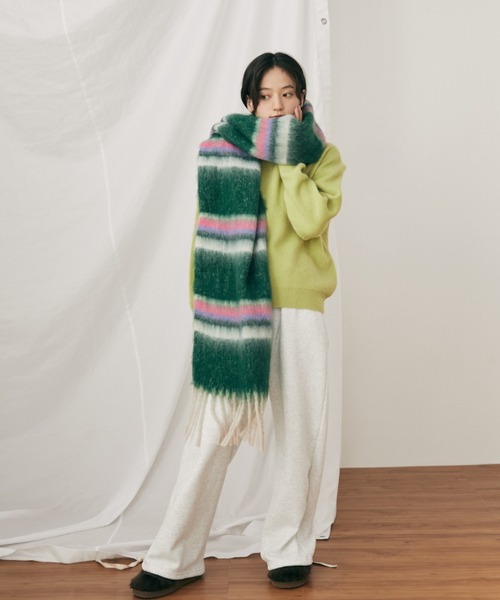 MERLOT（メルロー）の「ボリュームボーダーマフラー（マフラー・レディース・ピンク/グリーン/ブラウン・FREE）」の6枚目の写真