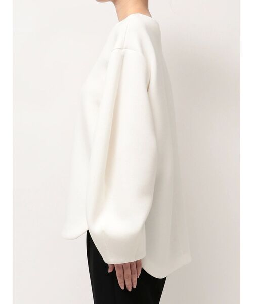 ELENDEEK（エレンディーク）の「カーブスリーブカットソー（Tシャツ/カットソー・レディース・ブラック/ライトブルー/オフホワイト・FREE）」の22枚目の写真