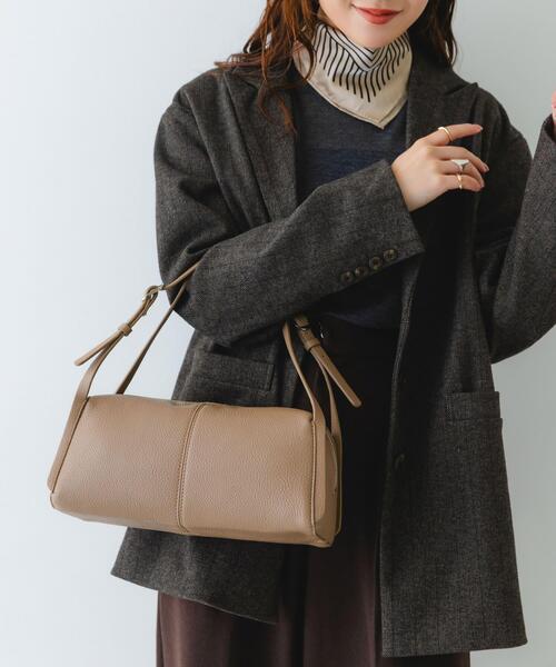 RODE SKO(ロデスコ)の「センターラインボストンバッグ(ボストンバッグ・レディース・ブラック/ベージュ・ONE)」の4枚目の写真