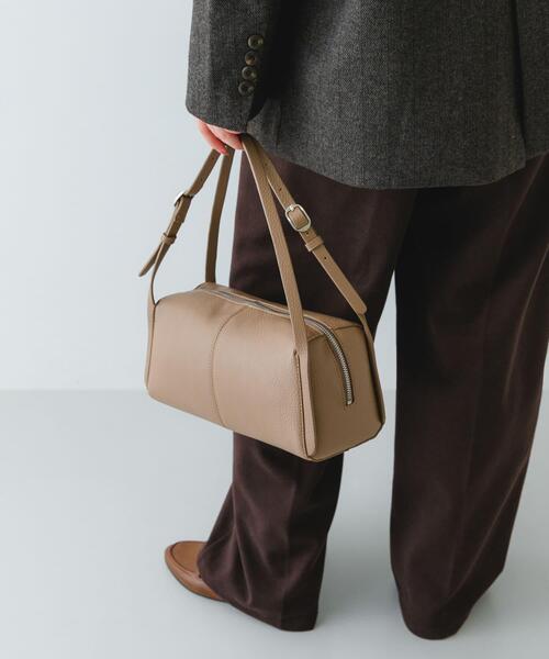 RODE SKO(ロデスコ)の「センターラインボストンバッグ(ボストンバッグ・レディース・ブラック/ベージュ・ONE)」の8枚目の写真
