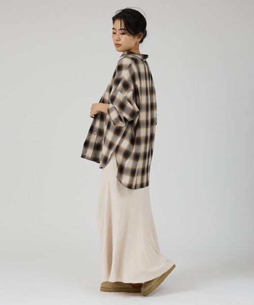 Rouge vif（ルージュヴィフ）の「オンブレーチェックオーバーシャツ（シャツ/ブラウス・レディース・グレー/ブラウン・フリー）」の16枚目の写真