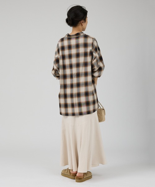 Rouge vif（ルージュヴィフ）の「オンブレーチェックオーバーシャツ（シャツ/ブラウス・レディース・グレー/ブラウン・フリー）」の17枚目の写真