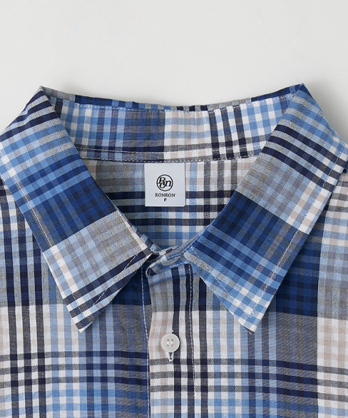 RONRON(ロンロン)の「CHECK STITCH HEART POCKET OVER FIT SHIRT BLUE(シャツ/ブラウス・レディース・その他・FREE)」の3枚目の写真