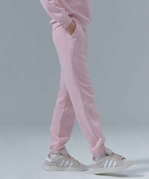 CHASECULT(チェイスカルト)の「女性 起毛 ブークル ポイント ジョガーパンツ-CFRG7272D0P(スウェットパンツ・レディース・PINK・67/70/76)」の2枚目の写真