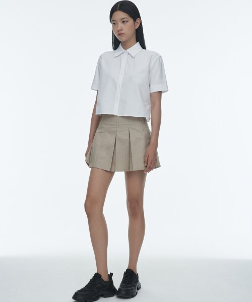 MUSINSA STANDARD WOMAN（ムシンサスタンダードウーマン）の「ウィメンズオックスフォードクロップ半袖シャツ[ホワイト]（シャツ/ブラウス・レディース・その他・SMALL/MEDIUM）」の2枚目の写真