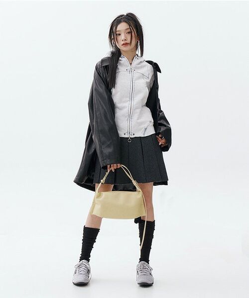 PLACE STUDIO（プレイススタジオ）の「ワークフレンチクラシックオーバーサイズハーフレザーコート[ブラック]（ライダースジャケット・レディース・ブラック・FREE）」の8枚目の写真