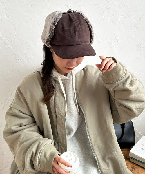 DISCOAT（ディスコート）の「フライトファーキャップ（キャップ・レディース・ダークブラウン/ベージュ・FREE）」の3枚目の写真