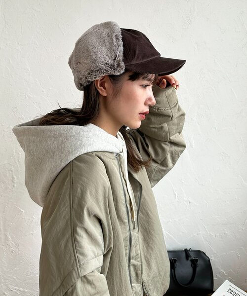 DISCOAT（ディスコート）の「フライトファーキャップ（キャップ・レディース・ダークブラウン/ベージュ・FREE）」の4枚目の写真