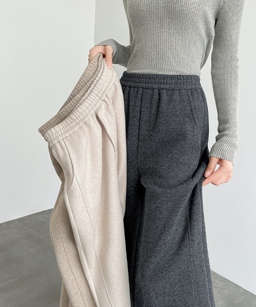 HANDO(ハンド)の「ヘリンボーン柄ワイドリラックスパンツ(スウェットパンツ・レディース・アイボリー/ベージュ/チャコール・S/M/L/XL/XXL)」の2枚目の写真