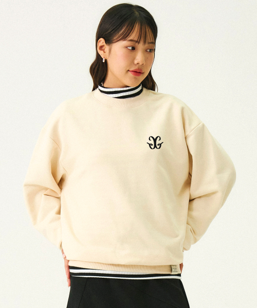 GRAVER（グレーバー）の「[ユニセックス]スモールGロゴマンツーマン_クリーム（スウェット・レディース・クリーム・SMALL/MEDIUM/LARGE/X-LARGE）」の3枚目の写真